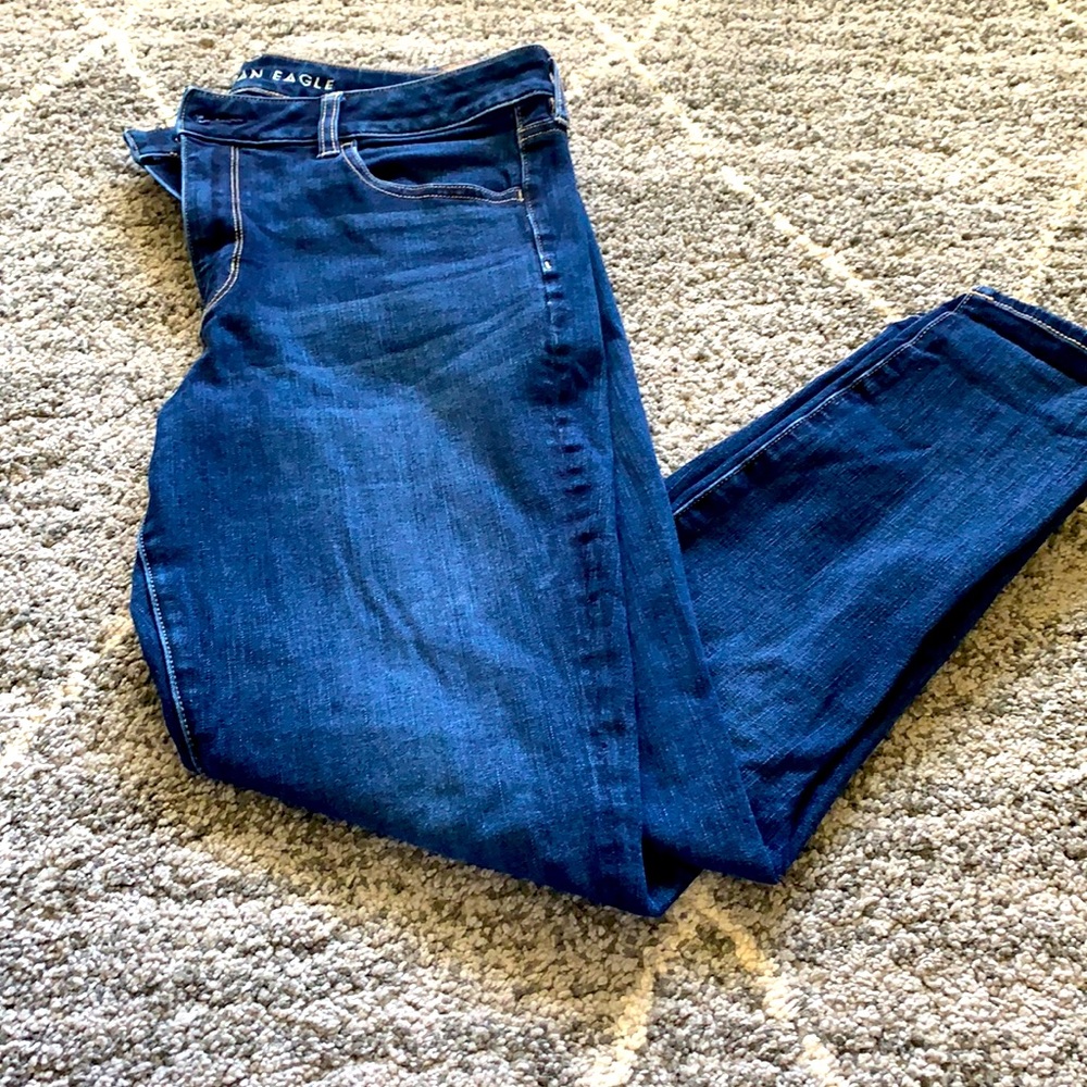 American Eagle Hi-Rise Jegging